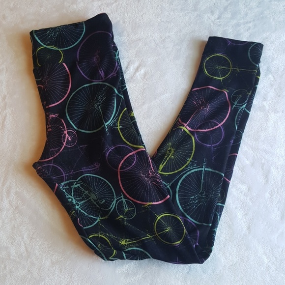 LuLaRoe Pants - LuLaRoe Cycle Bicycle Leggings